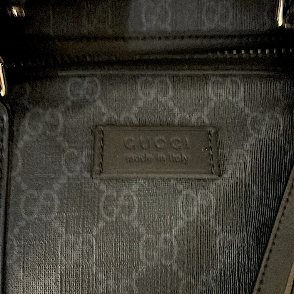 Gucci Black Duffel Bag - Picture 3 of 7